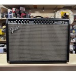 Fender Champion 100 Amplificatore per Chitarra 2×12" 100W Usato