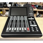 Yamaha DM3S Mixer Digitale 16 canali con 9 fader Motorizzati Usato